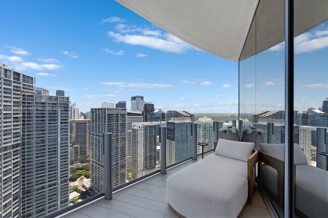 Building Photo - 300 Biscayne Blvd Way