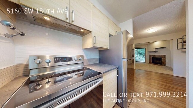 Building Photo - 5160 SW 180th Ave
