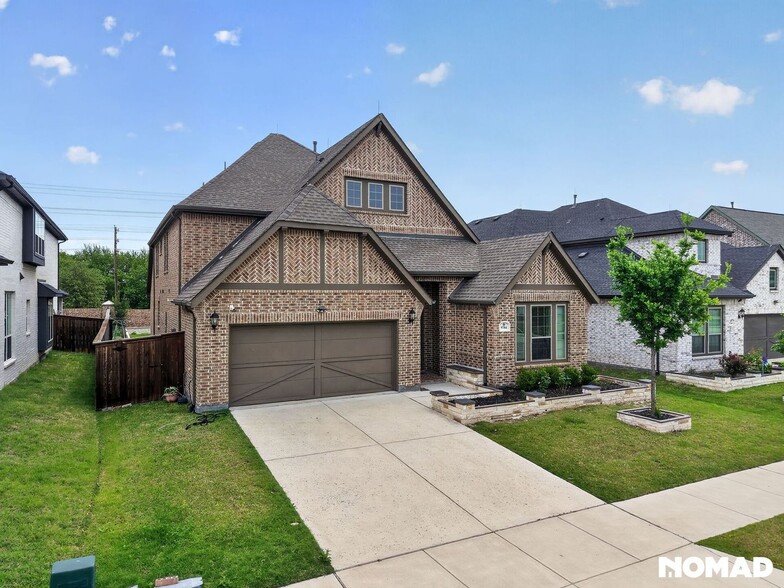 Building Photo - 9784 Brackenfield Ln