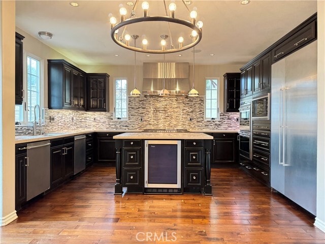 Building Photo - 19 Momento