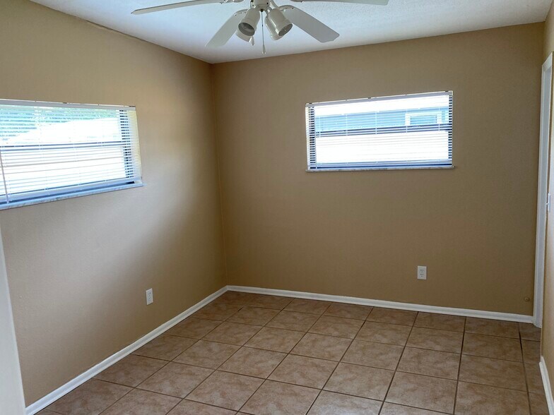 Building Photo - 134 Wilson Dr