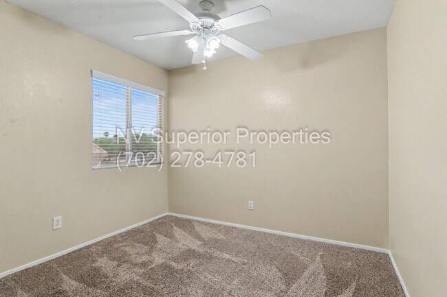 Building Photo - NW!! 4 bedrooms!! Bed & Bath DownStairs!!! RV Parking!!! Synthetic Grass Front yard!! Real Grass ...