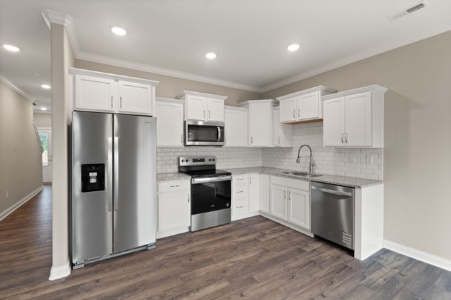 Building Photo - 1579 CYPRESS Cv NW