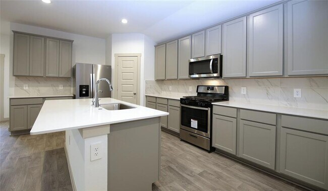 Building Photo - 1702 Windway Ct