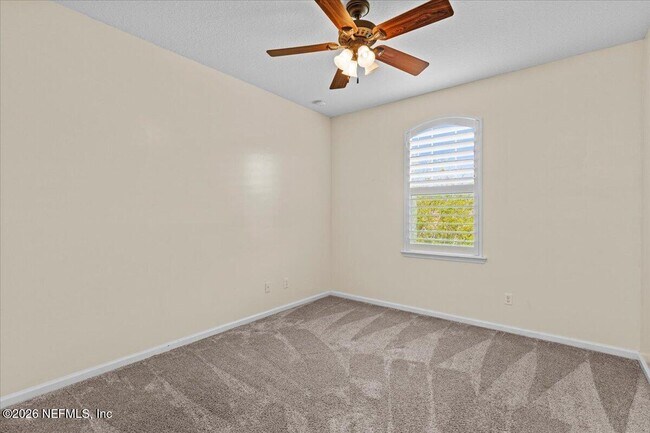 Building Photo - 1201 E Redrock Ridge Ave