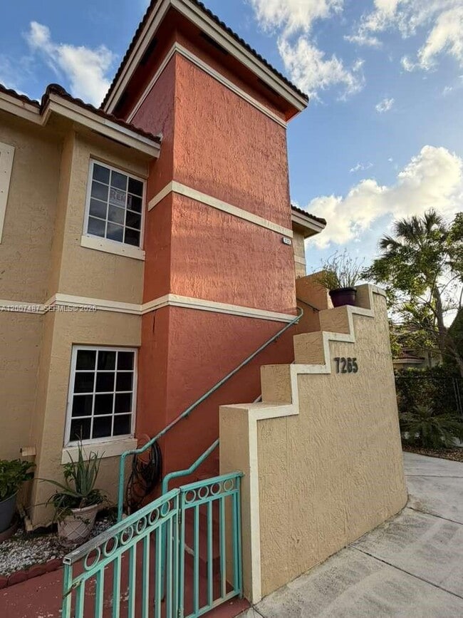 Building Photo - 7265 NW 173rd Dr