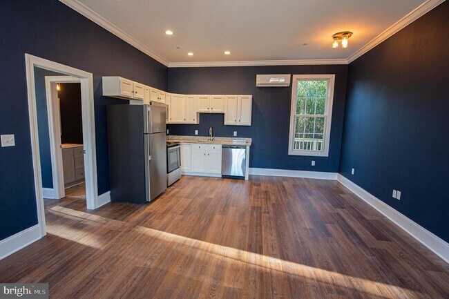 Building Photo - 106 Colonial Ct