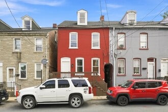 Building Photo - 405 Beaver St