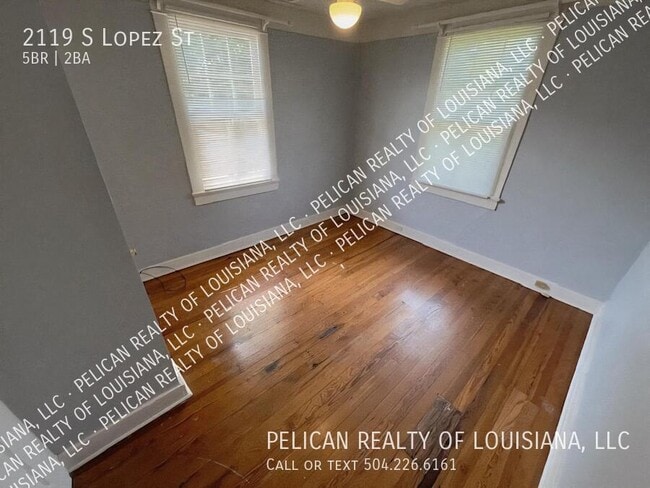 Building Photo - 2119 S Lopez St