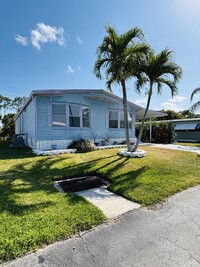 Building Photo - 7132 SE Sweetwood Terrace