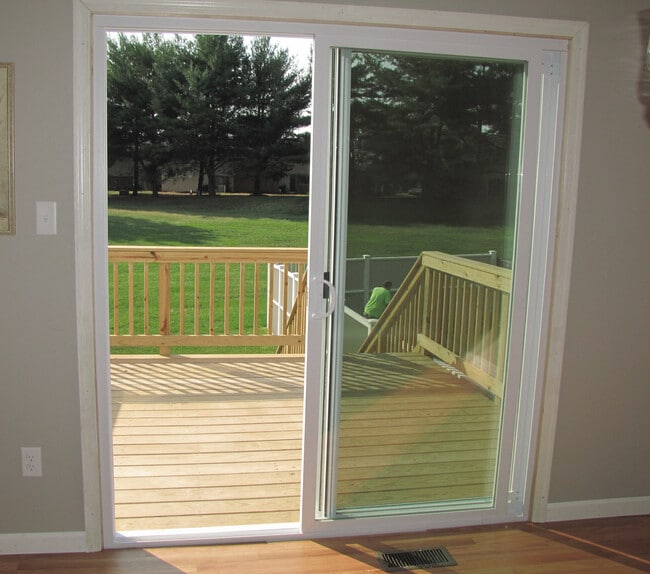 Building Photo - 688 W Paddle Wheel Ct