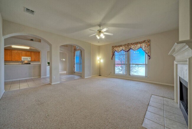 Building Photo - 601 Indian Run Dr