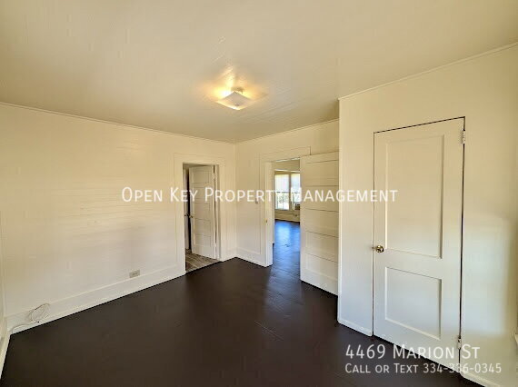 Building Photo - 4469 Marion St