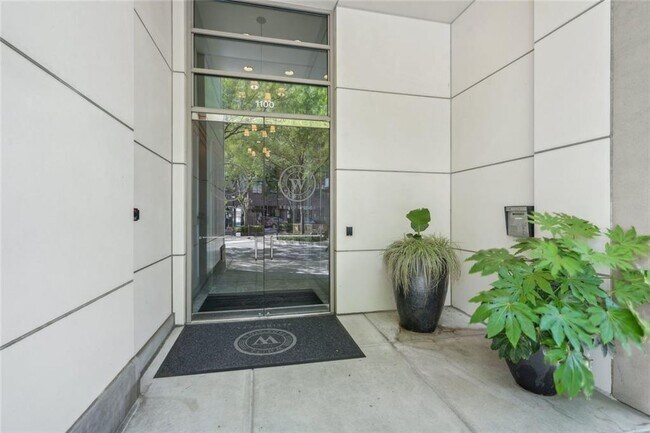 Building Photo - 1100 Howell Mill Rd NW