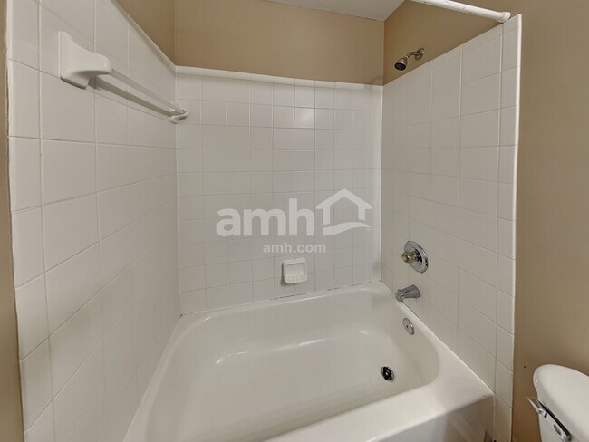 Building Photo - 5841 Privilege Dr