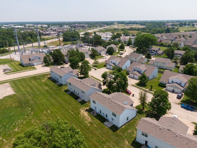 Building Photo - 3523-3525 Prescott Dr.