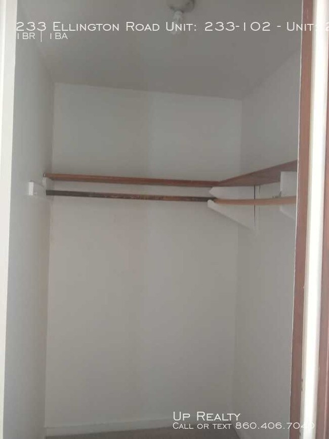 233 Ellington Rd 233 Ellington Rd East Hartford CT 06108 Apartment