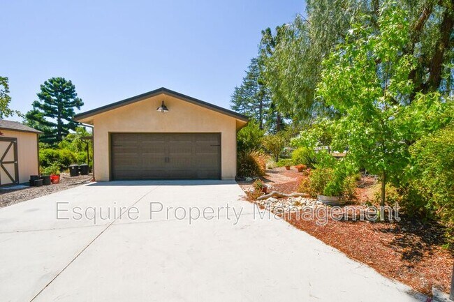 Primary Photo - 4290 Aspen Ln