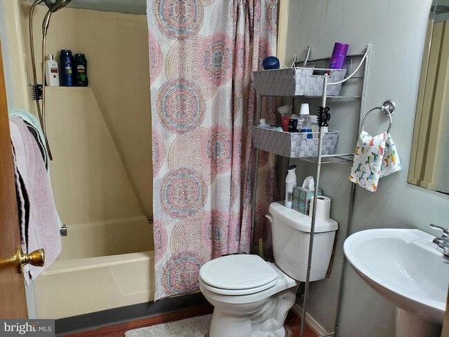 Building Photo - 27 Harkfort Rd