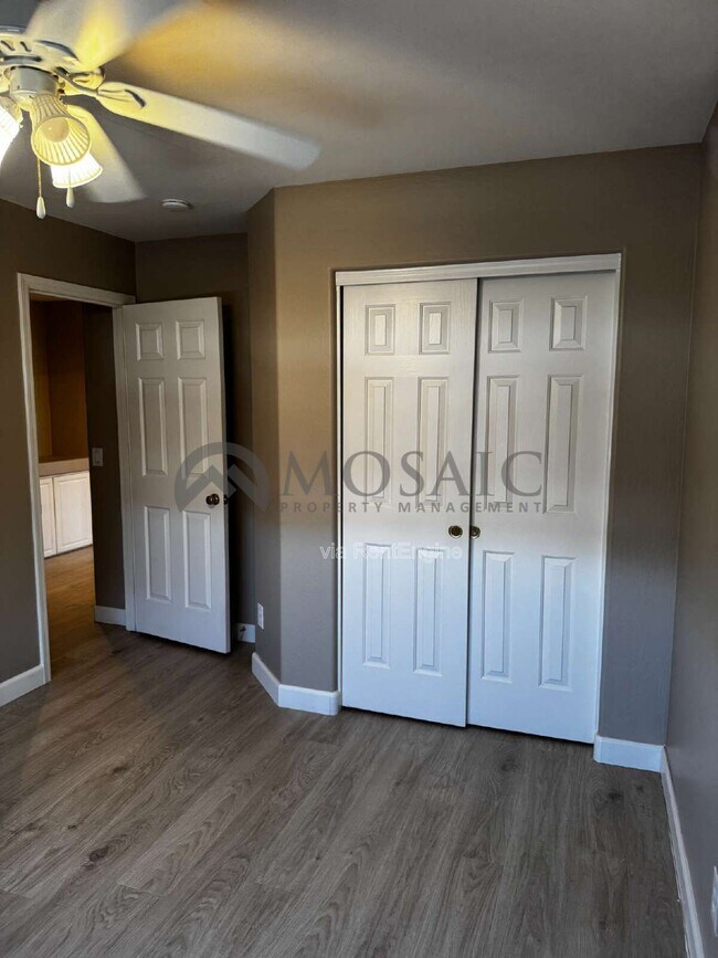 Building Photo - 3356 E Mayberry Ave