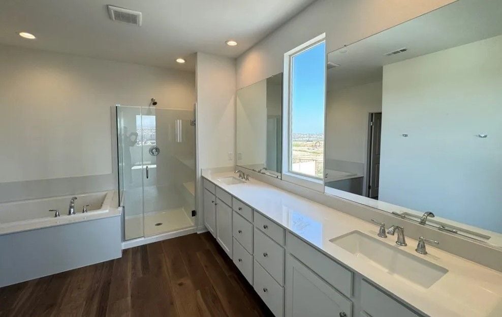 Building Photo - 17754 Pinot Noir Dr