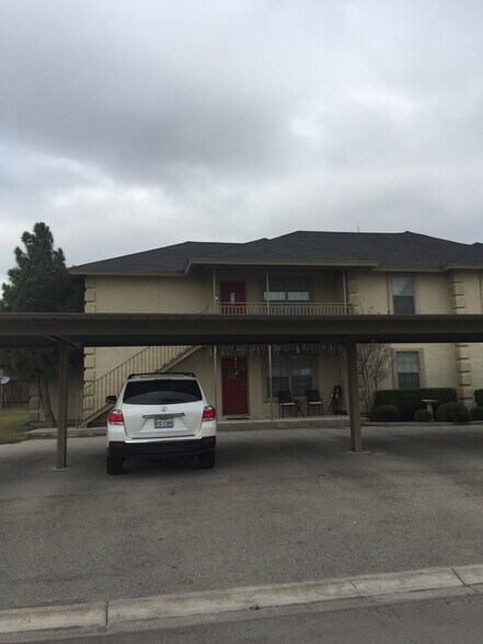 Building Photo - 121 Ramon Cardenas Dr