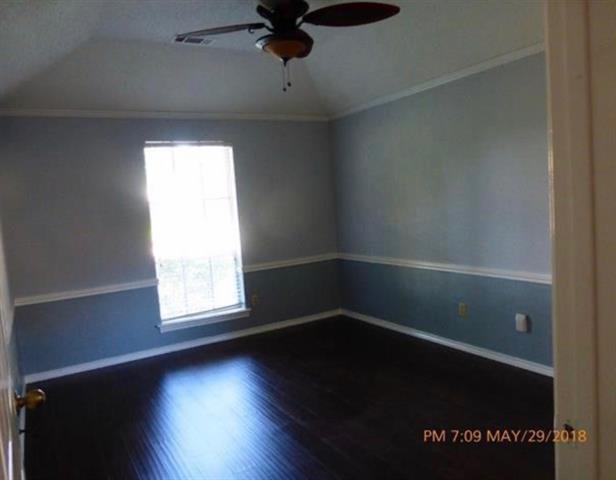 Building Photo - 16325 Lauder Ln