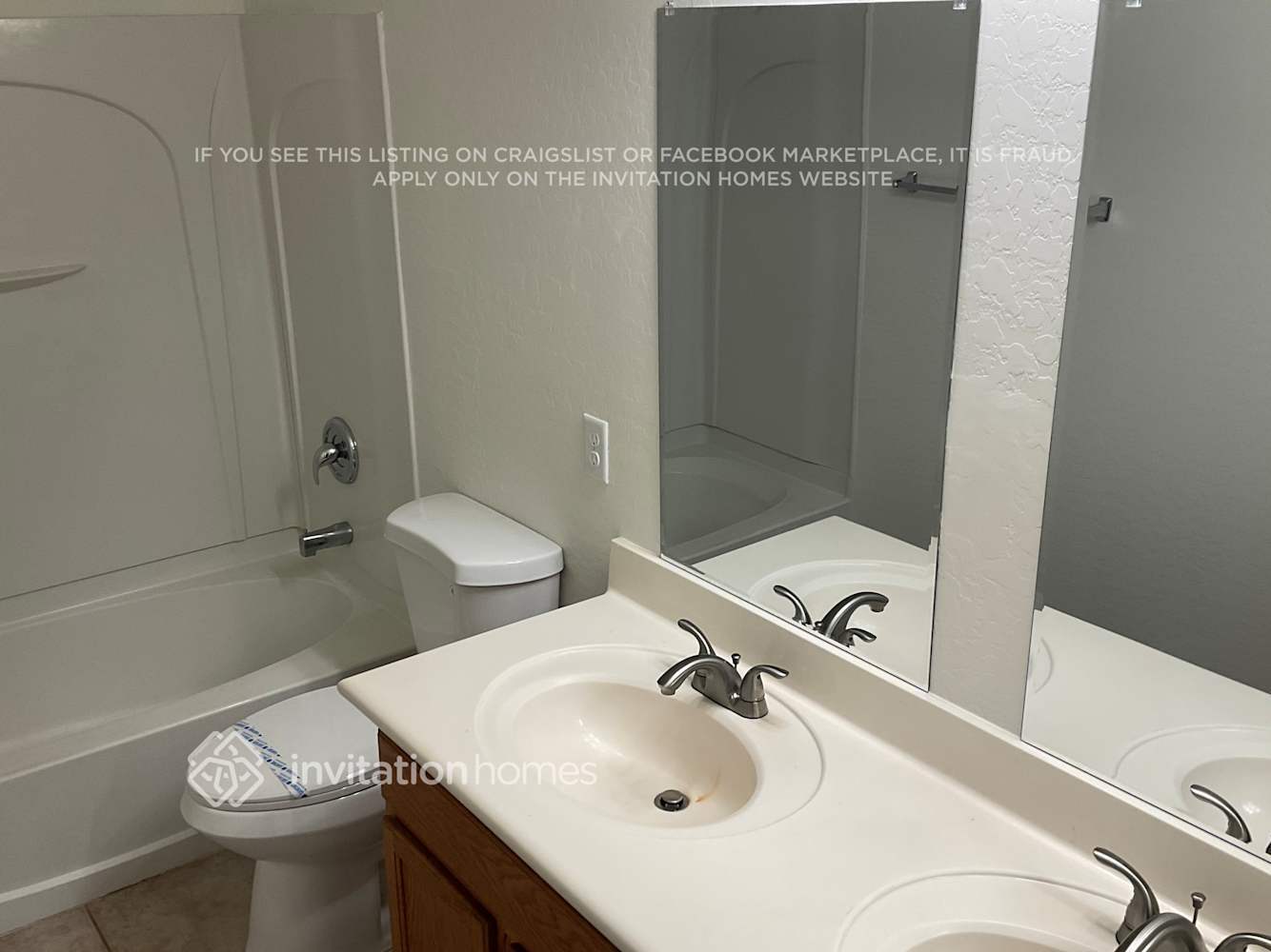Building Photo - 28808 N Maravilla Dr
