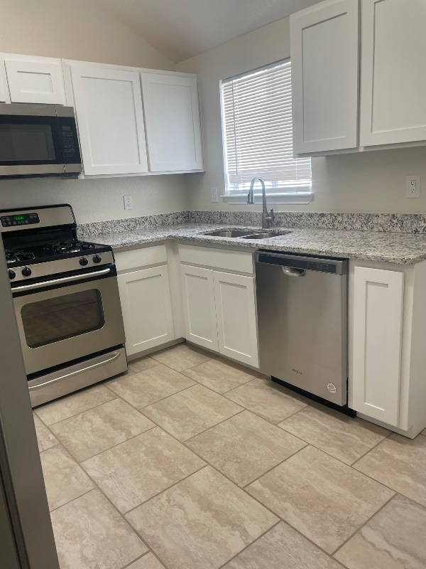 Building Photo - 3116 Voss Dr