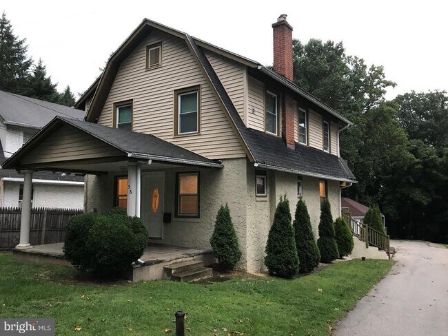 Building Photo - 136 Paoli Pike