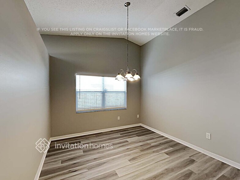 Building Photo - 1216 Bloom Hill Ave