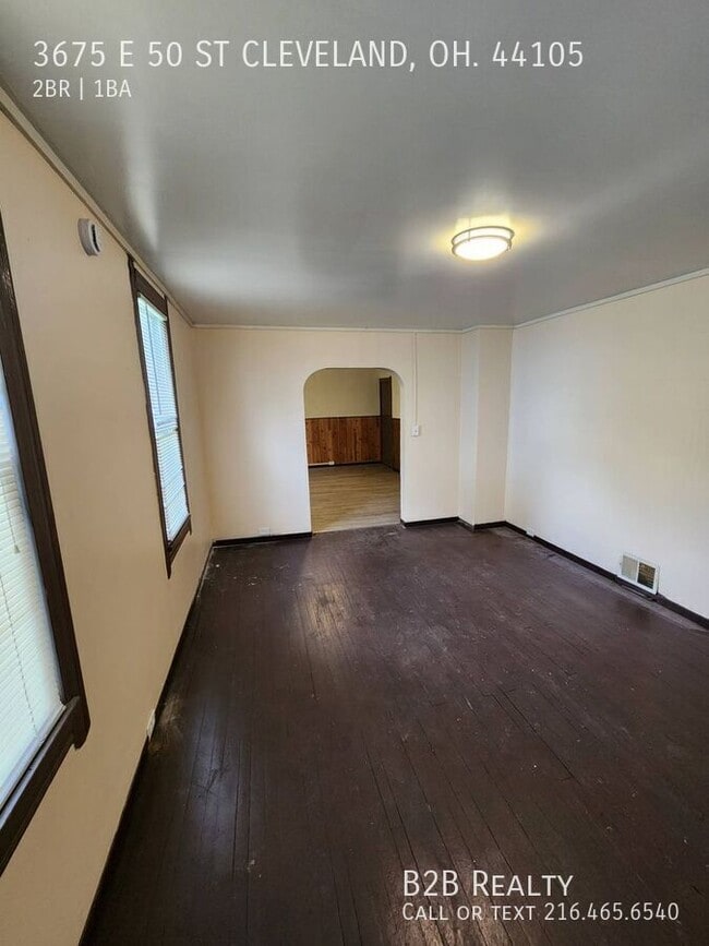 Building Photo - 3675 E 50th St