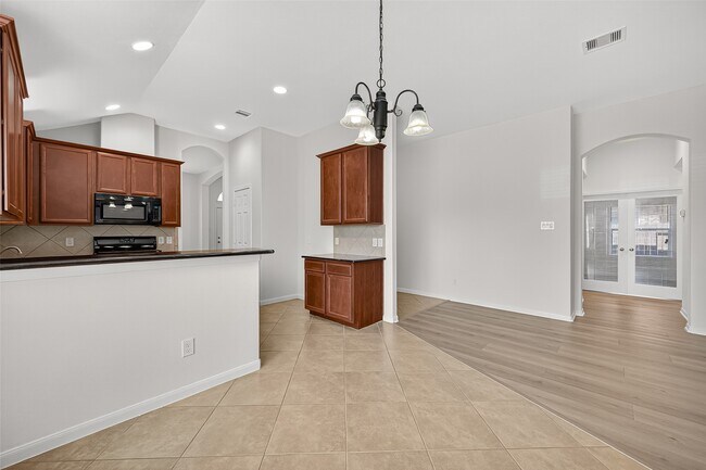 Building Photo - 22202 Thresher Ct