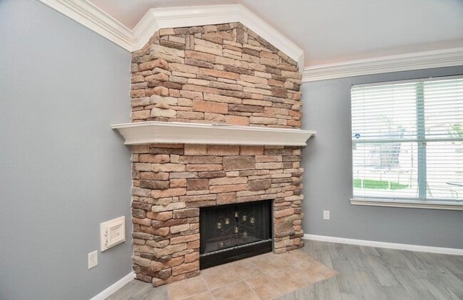 Building Photo - 8515 Split Branch Ln