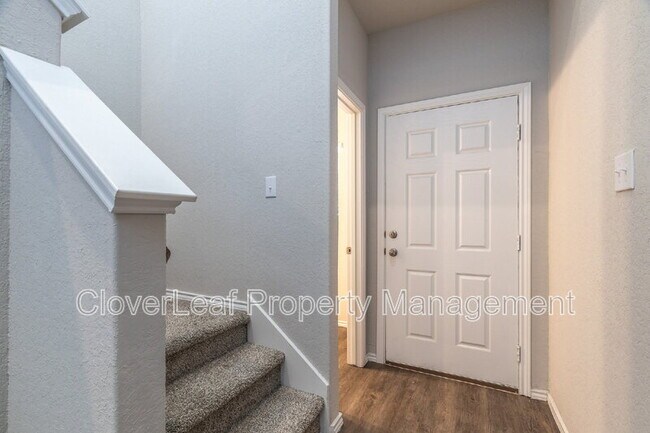Building Photo - 741 Tupelo Tank Dr