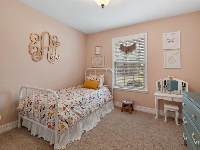 Building Photo - 4012 Kilmartin Dr