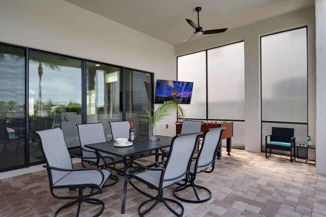 Building Photo - 834 Golden Bear Dr