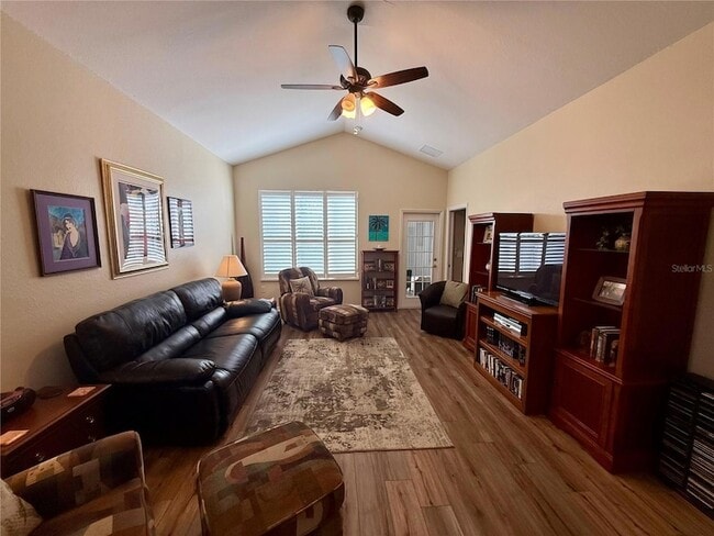 Building Photo - 11122 SW 73rd Ct