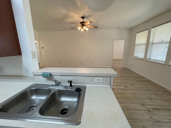 Building Photo - Nice Single Story Home in NW ISD off Hwy 170