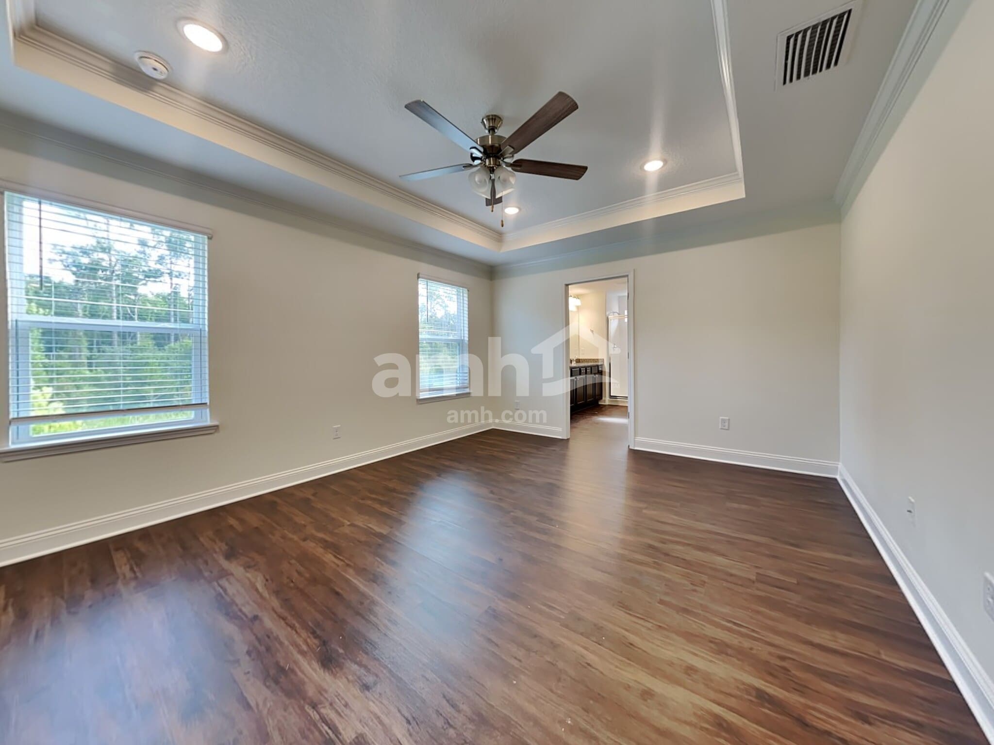 Building Photo - 283 Banyan Frst Dr