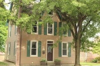 Building Photo - Single Family Home in Shrewsbury Borough