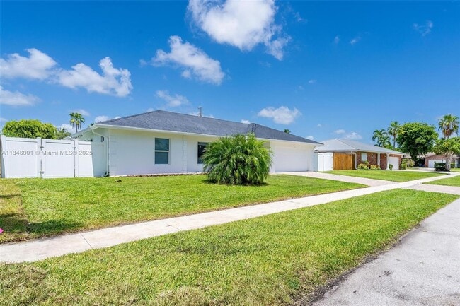 Building Photo - 669 NW 15th Ave