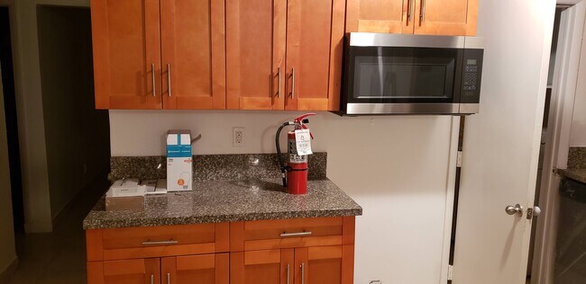 Building Photo - 5704 NW 28th St