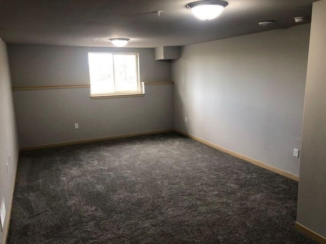 Finished basement. Entertain! - 6056 Driscoll Dr