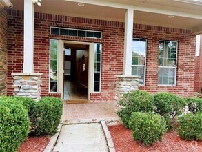 Building Photo - 7223 Avalon Aqua Way