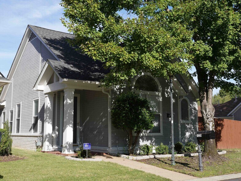 Building Photo - 1229 Misty Isle Dr