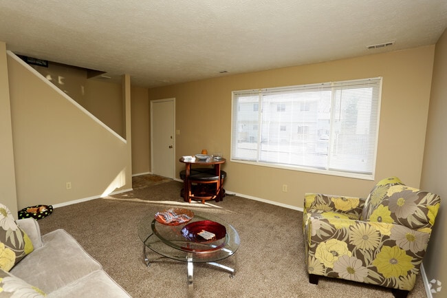 Three Bed Room - Living Room - Hickory Grove