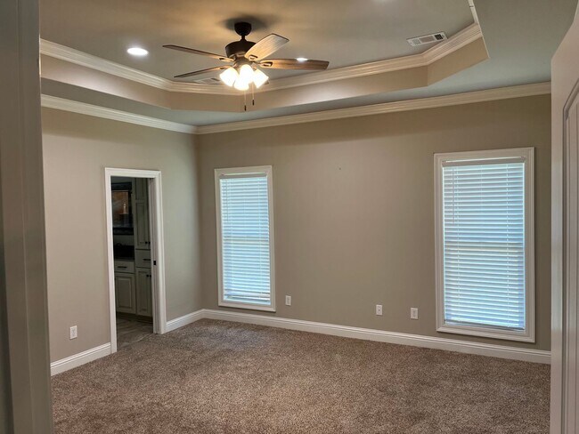 Building Photo - Wetumpka Home