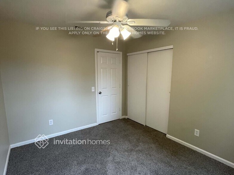 Building Photo - 8571 Fairlawn Ct