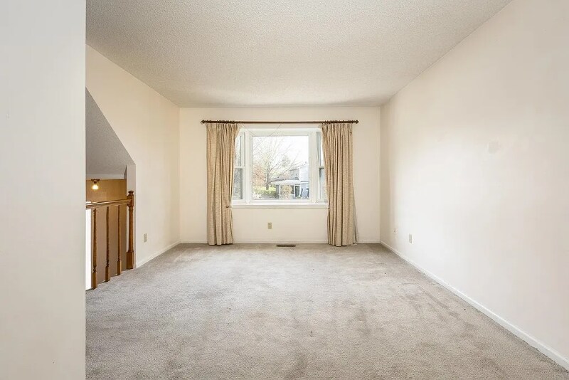 Building Photo - 163 Wakefield Pl